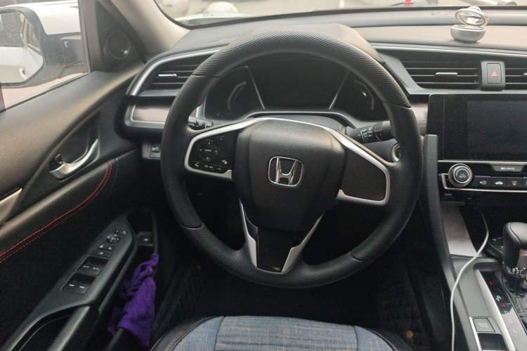 Used Honda Civic 2019 220TURBO CVT Dynamic Edition China VI Steering Wheel