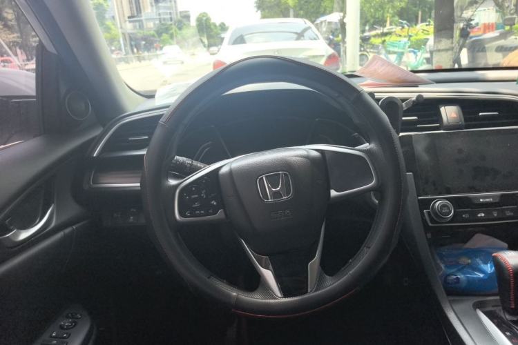 Used Honda Civic 2019 220TURBO CVT Dynamic Edition China VI Steering Wheel