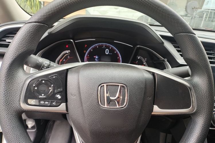 Used Honda Civic 2019 220TURBO CVT Dynamic Edition China VI Emission Standard Steering Wheel