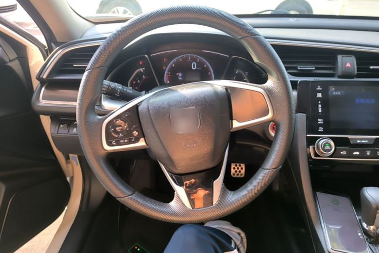 Used Honda Civic 2019 220TURBO CVT Dynamic Edition China VI Emission Standard Steering Wheel