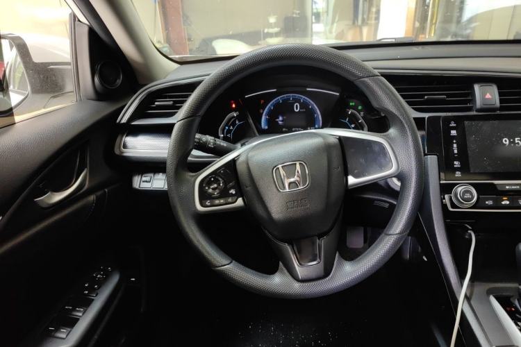 Used Honda Civic 2019 180TURBO CVT Shangdong Edition China V Steering Wheel