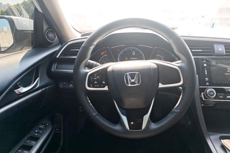 Used Honda Civic 2019 220TURBO CVT Dynamic Edition China VI Steering Wheel