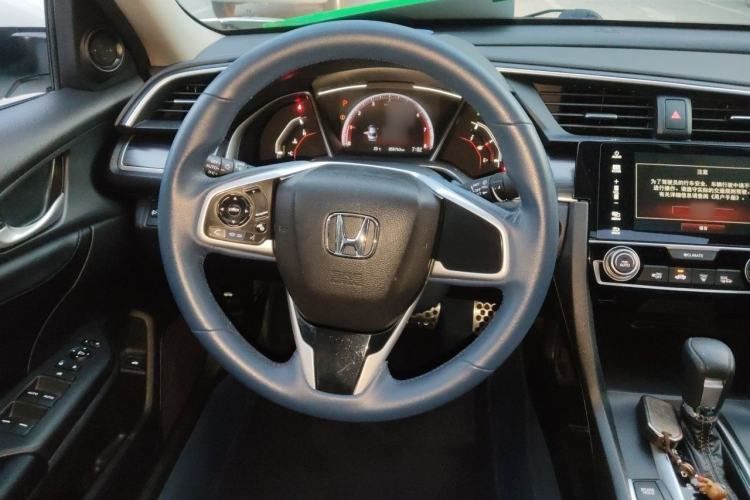 Used Honda Civic 2019 220TURBO CVT Dynamic Edition China VI Emission Standard Steering Wheel