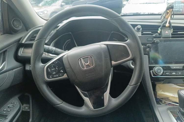 Used Honda Civic 2019 220TURBO CVT Dynamic Edition China VI Steering Wheel