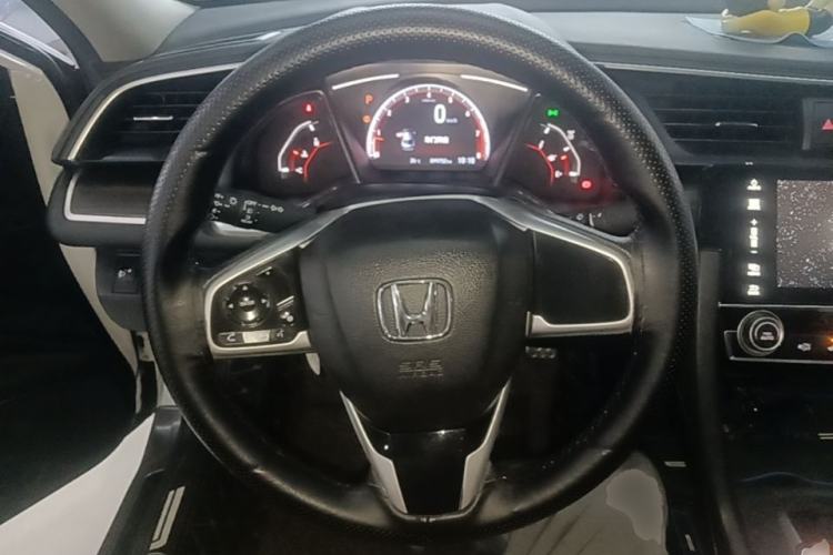 Used Honda Civic 2019 220TURBO CVT Dynamic Edition China VI Emission Standard Steering Wheel