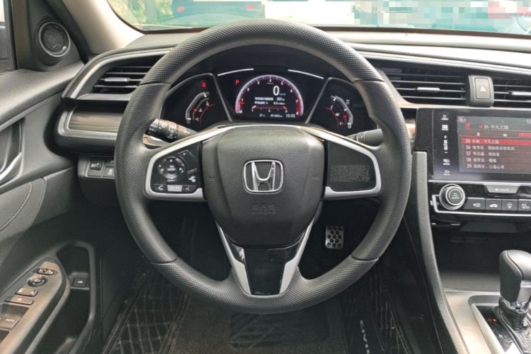 Used Honda Civic 2019 220TURBO CVT Dynamic Edition China VI Emission Standard Steering Wheel