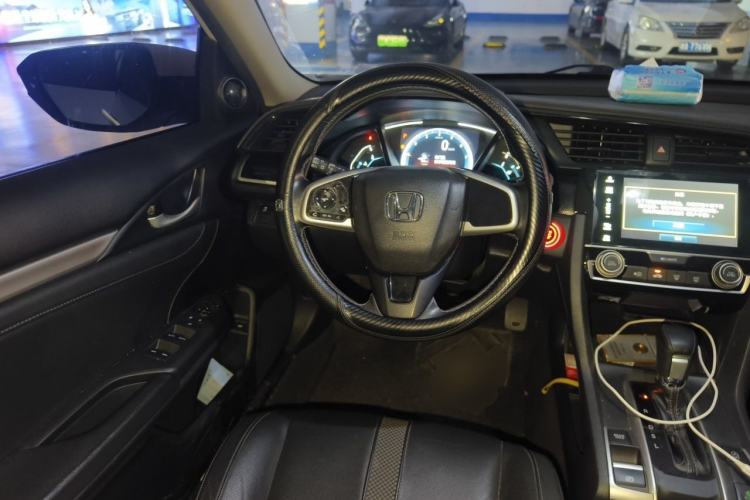 Used Honda Civic 2019 180TURBO CVT Shangqing Edition China V Steering Wheel