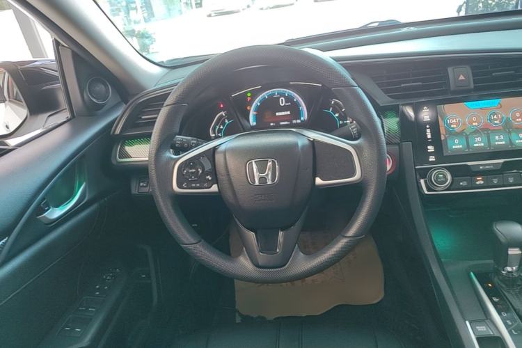 Used Honda Civic 2019 180TURBO CVT Shangdong Edition China V Steering Wheel