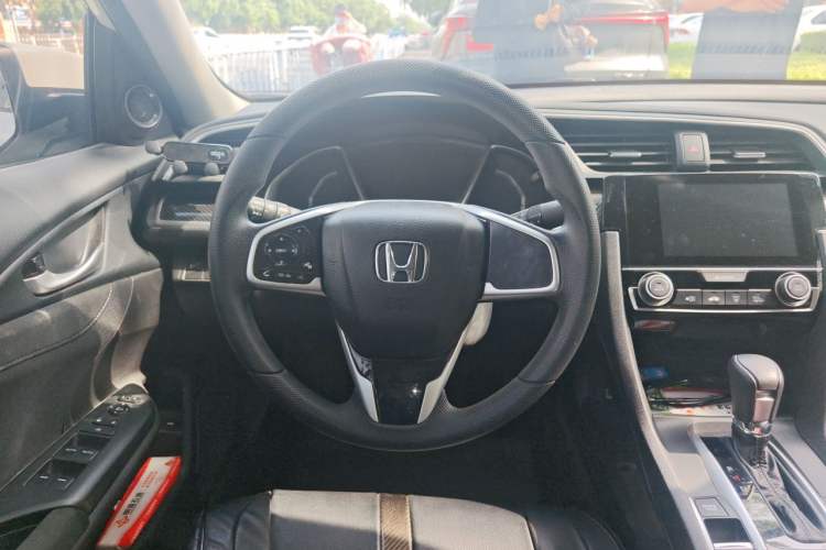 Used Honda Civic 2019 220TURBO CVT Dynamic Edition China VI Steering Wheel
