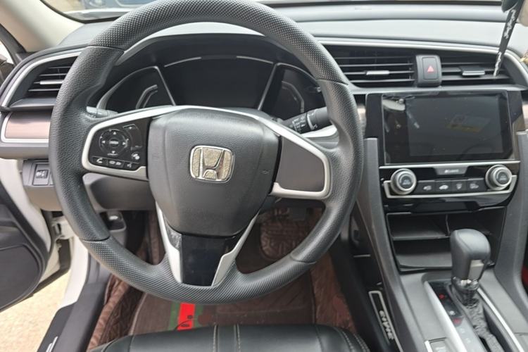 Used Honda Civic 2019 220TURBO CVT Dynamic Edition China V Steering Wheel