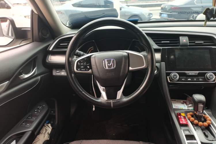 Used Honda Civic 2019 220TURBO CVT Dynamic Edition China V Steering Wheel
