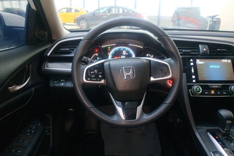Used Honda Civic 2019 220TURBO CVT Dynamic Edition China V Steering Wheel