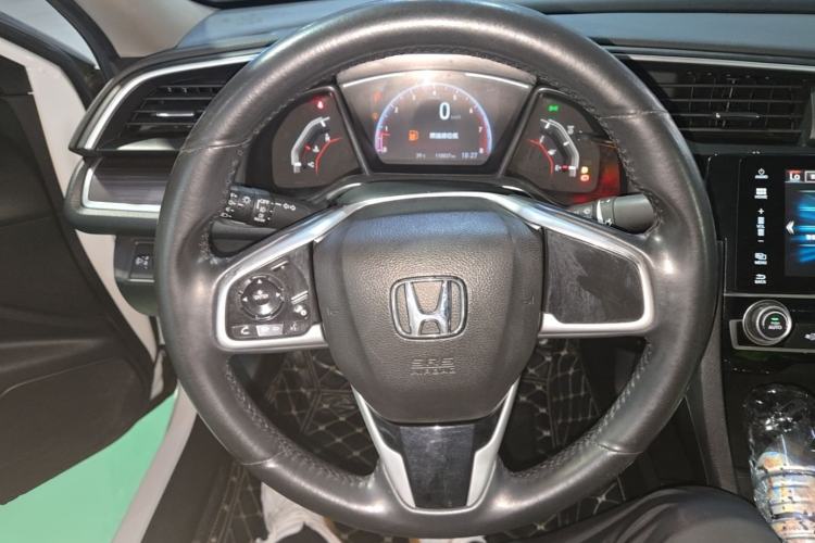 Used Honda Civic 2019 220TURBO CVT Dynamic Edition China VI Emission Standard Steering Wheel