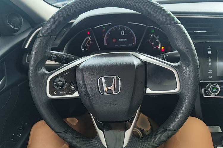 Used Honda Civic 2019 220TURBO CVT Dynamic Edition China VI Emission Standard Steering Wheel