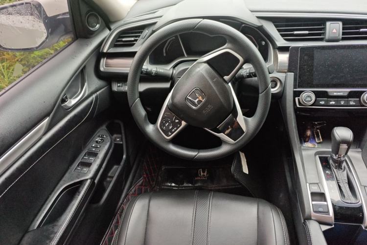Used Honda Civic 2019 220TURBO CVT Dynamic Edition China VI Emission Standard Steering Wheel