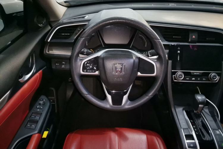 Used Honda Civic 2019 220TURBO CVT Dynamic Edition China VI Steering Wheel