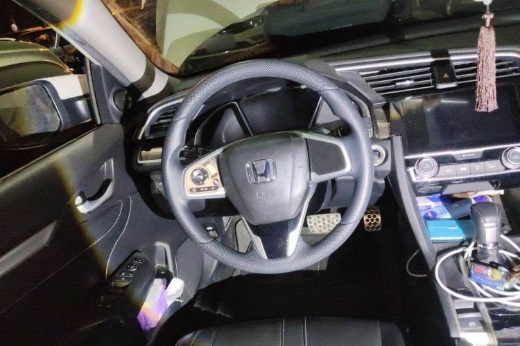 Used Honda Civic 2019 220TURBO CVT Dynamic Edition China VI Emission Standard Steering Wheel