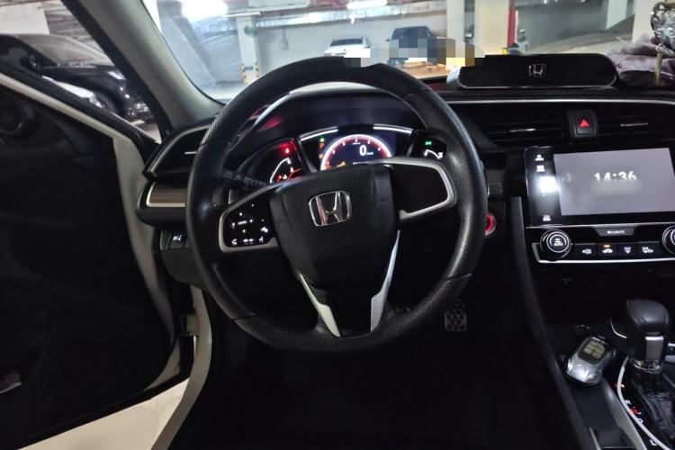 Used Honda Civic 2019 220TURBO CVT Dynamic Edition China VI Emission Standard Steering Wheel