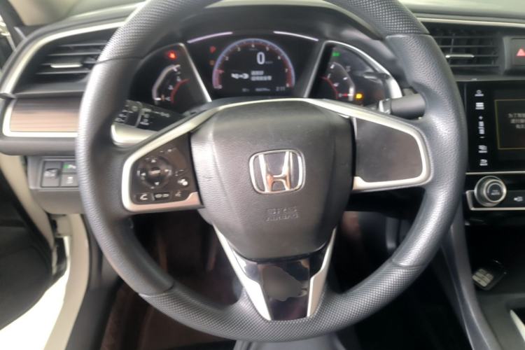 Used Honda Civic 2019 220TURBO CVT Dynamic Edition China VI Emission Standard Steering Wheel