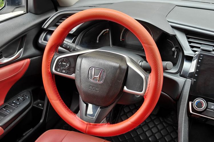 Used Honda Civic 2019 180TURBO CVT Shangyue Edition China V Emission Standard Steering Wheel