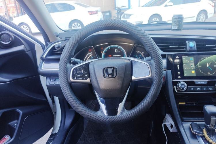 Used Honda Civic 2019 220TURBO CVT Dynamic Edition China V Emission Standard Steering Wheel