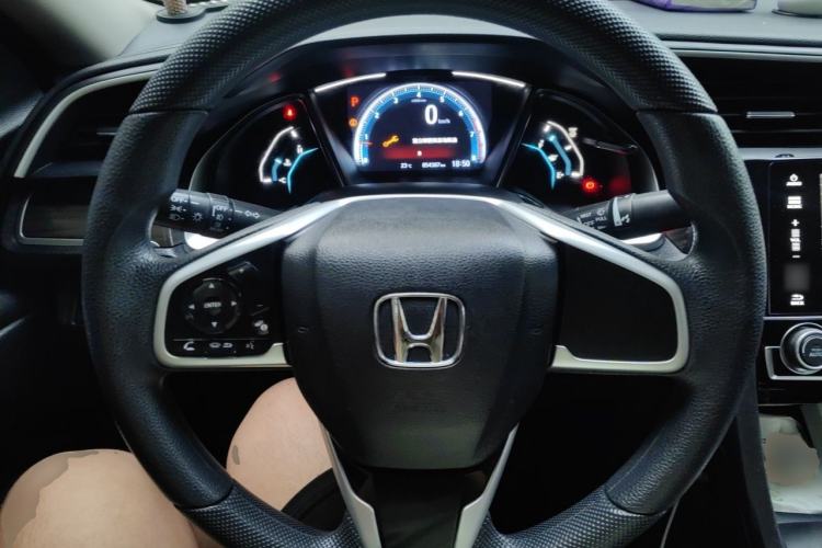Used Honda Civic 2019 220TURBO CVT Dynamic Edition China V Steering Wheel