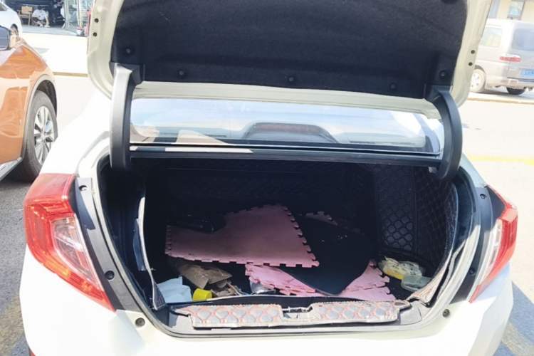 Used Honda Civic 2019 180TURBO CVT Shangdong Edition China VI Trunk
