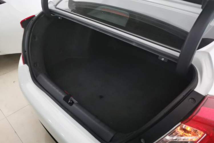 Used Honda Civic 2019 220TURBO CVT Dynamic Edition China VI Trunk