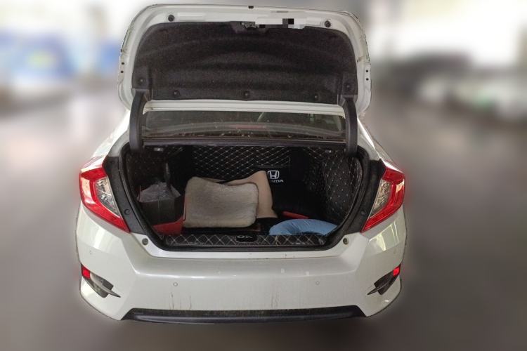 Used Honda Civic 2019 220TURBO CVT Dynamic Edition China V Trunk