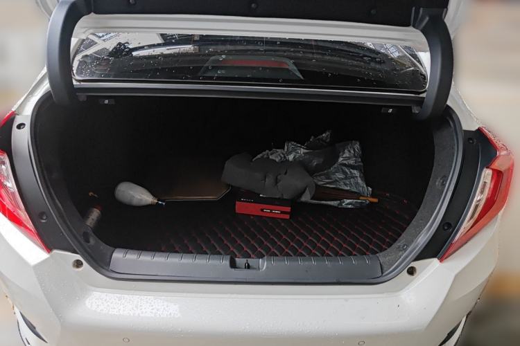 Used Honda Civic 2019 220TURBO CVT Dynamic Edition China VI Trunk