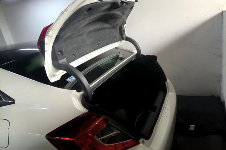 Used Honda Civic 2019 220TURBO Manual Jinkong Edition China VI Trunk