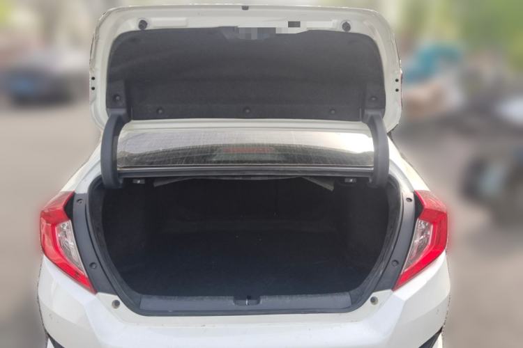 Used Honda Civic 2019 220TURBO Manual Jinkong Edition China VI Trunk