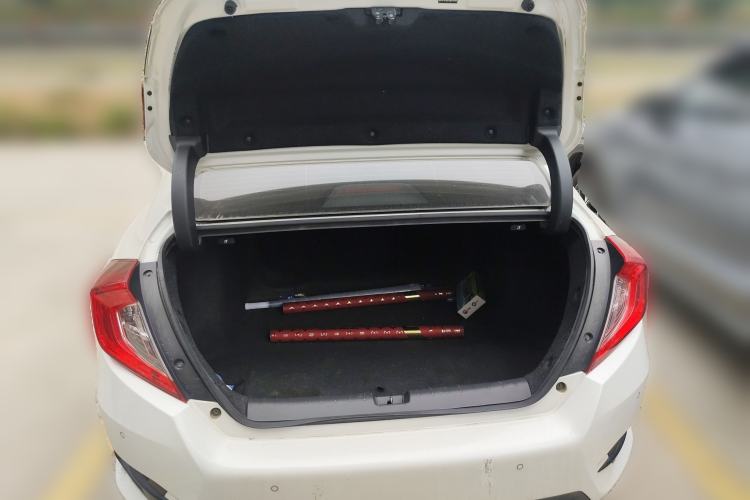 Used Honda Civic 2019 220TURBO Manual Jinkong Edition China VI Trunk