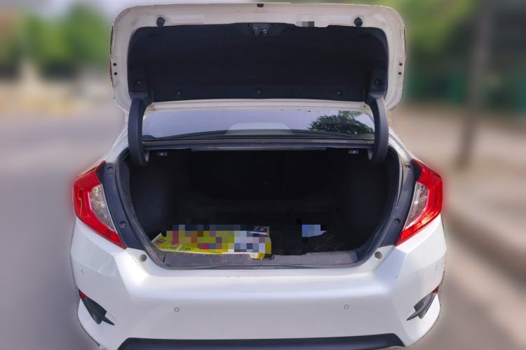 Used Honda Civic 2019 220TURBO CVT Dynamic Edition China VI Trunk