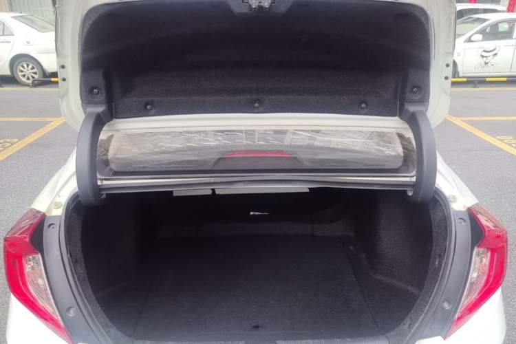 Used Honda Civic 2019 180TURBO CVT Shangdong Edition China VI Trunk