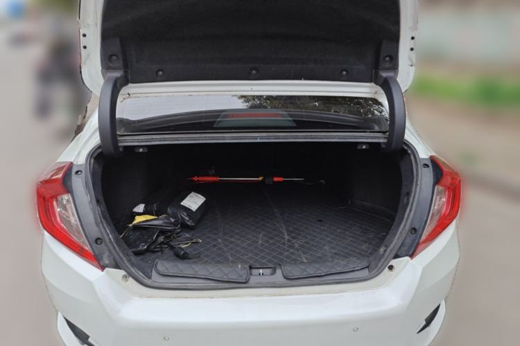 Used Honda Civic 2019 220TURBO CVT Dynamic Edition China VI Emission Standard Trunk