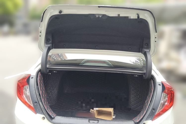 Used Honda Civic 2019 220TURBO CVT Dynamic Edition China VI Trunk