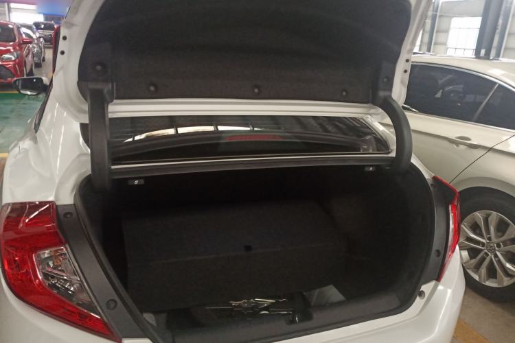 Used Honda Civic 2019 220TURBO CVT Dynamic Edition China V Trunk