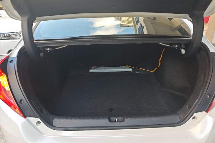 Used Honda Civic 2019 220TURBO CVT Dynamic Edition China VI Trunk