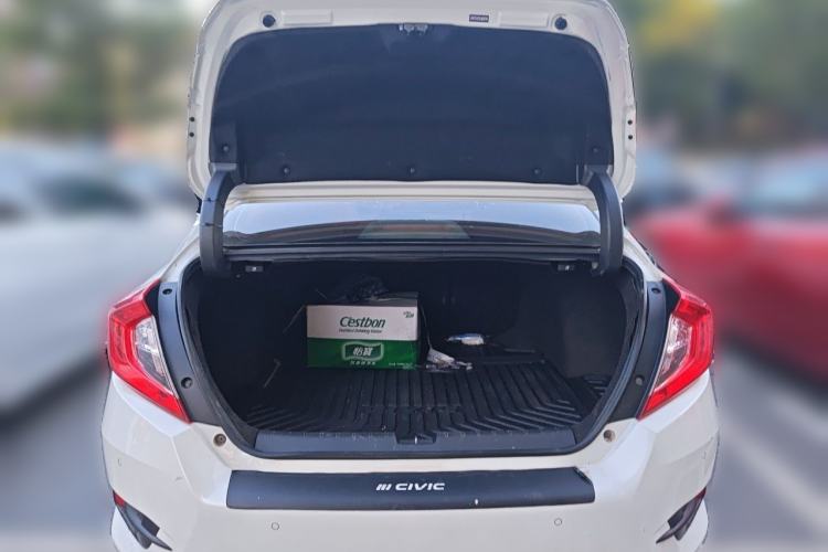 Used Honda Civic 2019 220TURBO CVT Dynamic Edition China VI Emission Standard Trunk
