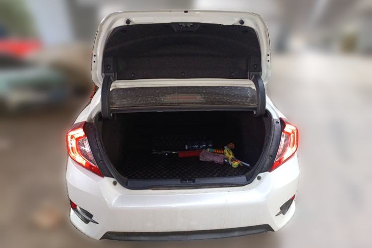 Used Honda Civic 2019 180TURBO CVT Shangqing Edition China VI Trunk