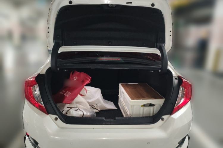 Used Honda Civic 2019 220TURBO CVT Dynamic Edition China VI Trunk