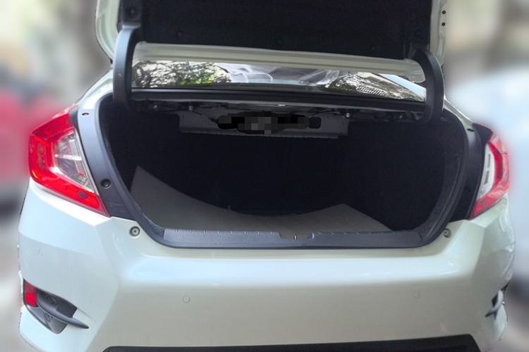 Used Honda Civic 2019 220TURBO CVT Dynamic Edition China V Trunk