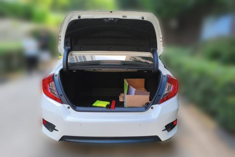 Used Honda Civic 2019 220TURBO CVT Dynamic Edition China VI Trunk