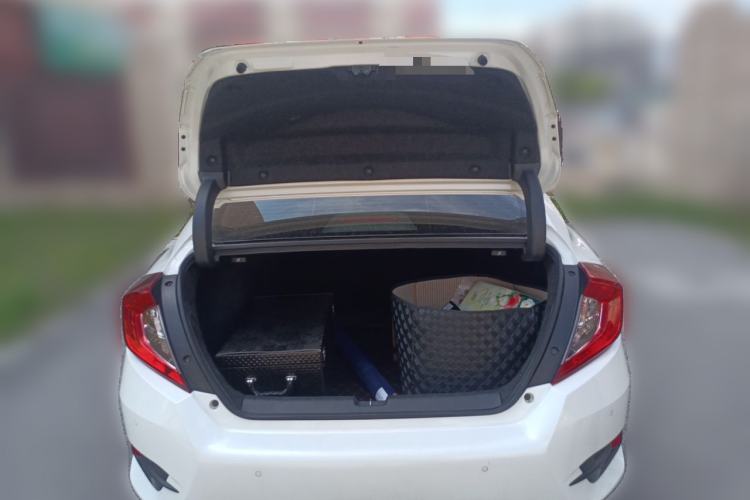 Used Honda Civic 2019 220TURBO CVT Dynamic Edition China VI Trunk