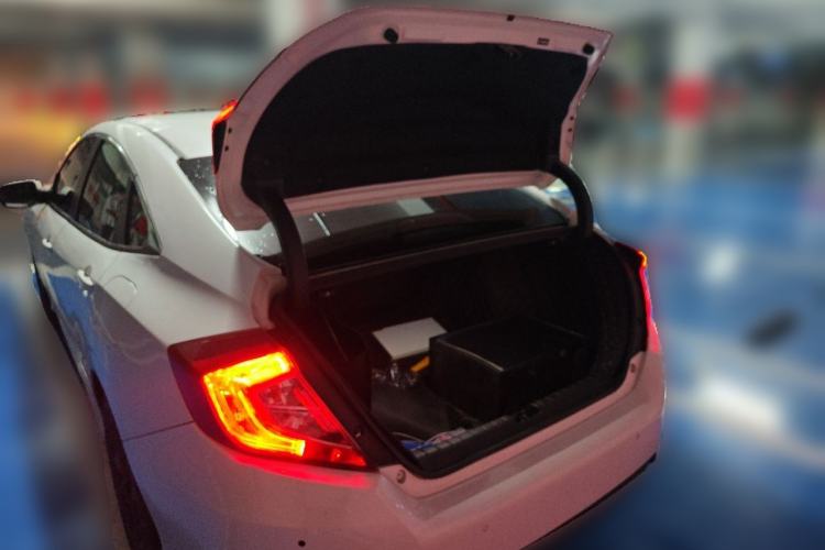 Used Honda Civic 2019 220TURBO CVT Dynamic Edition China VI Trunk