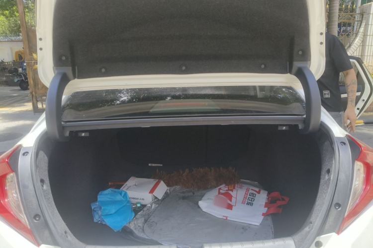 Used Honda Civic 2019 220TURBO CVT Dynamic Edition China VI Trunk