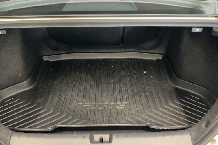 Used Honda Civic 2019 220TURBO CVT Dynamic Edition China VI Trunk