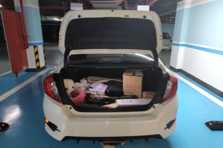 Used Honda Civic 2019 220TURBO CVT Dynamic Edition China VI Emission Standard Trunk