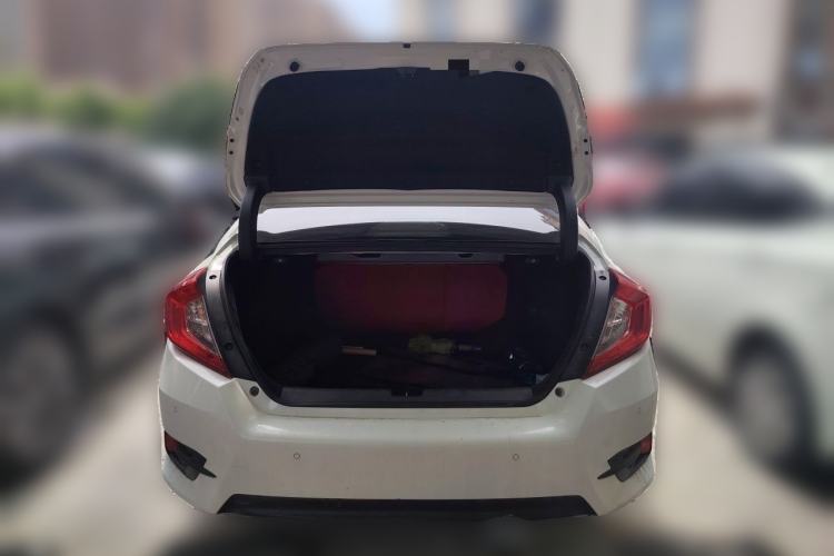 Used Honda Civic 2019 220TURBO CVT Dynamic Edition China VI Trunk
